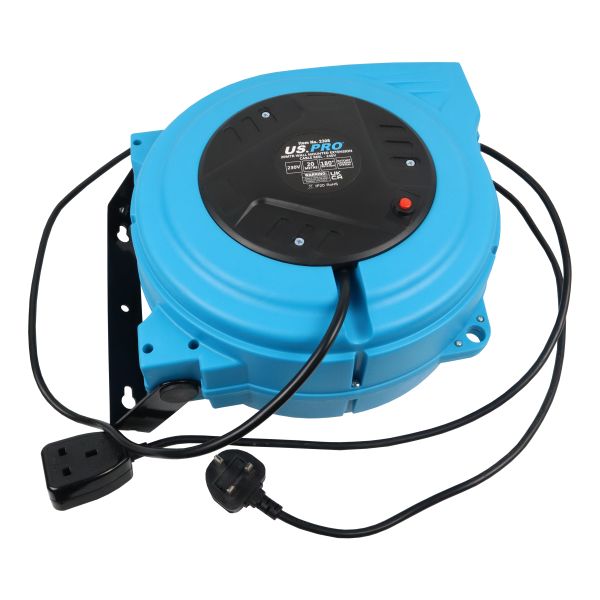 20MTR WALL MOUNTED RETRACTABLE CABLE REEL 230V 3200W 2308