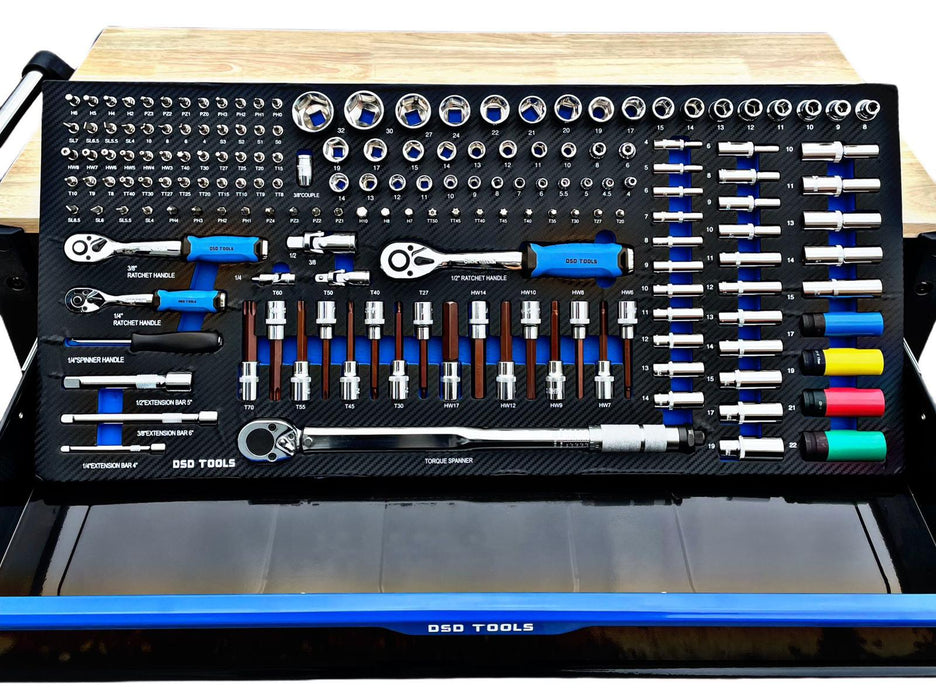 12 DRAWER TOOL BOX COMPLETE WITH 10 DRAWERS OF TOOLS