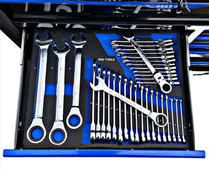 12 DRAWER TOOL BOX COMPLETE WITH 10 DRAWERS OF TOOLS